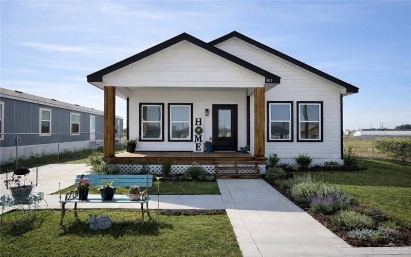 309 Felicidad Avenue, Donna, TX 78537, 4 Bedrooms Bedrooms, ,2 BathroomsBathrooms,Residential,For Sale,309 Felicidad Avenue,0,493199