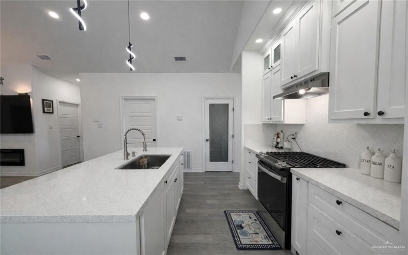 309 Felicidad Avenue, Donna, TX 78537, 4 Bedrooms Bedrooms, ,2 BathroomsBathrooms,Residential,For Sale,309 Felicidad Avenue,0,493199