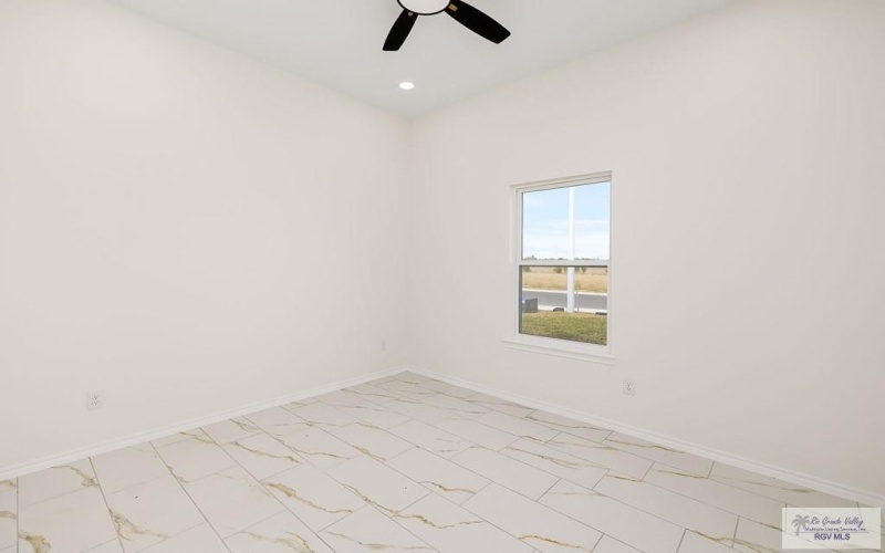 1706 ALYSSA DR, MERCEDES, TX 78570, 3 Habitaciones Habitaciones , ,2 BañosBaños,Residential,En Venta,1706 ALYSSA DR,0,29771703