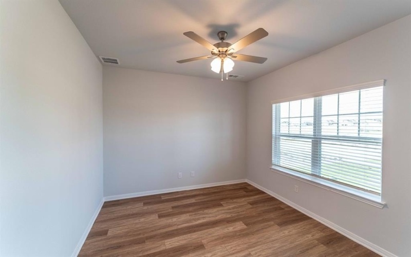 1800 Acorn Creek Circle, Mesquite, TX 75181, 4 Bedrooms Bedrooms, ,2 BathroomsBathrooms,Residential,For Sale,1800 Acorn Creek Circle,20466205