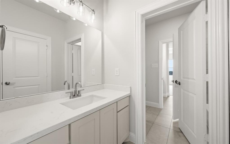 2609 Steve Street, Burleson, TX 76028, 4 Bedrooms Bedrooms, ,3 BathroomsBathrooms,Residential,For Sale,2609 Steve Street,0,21001034