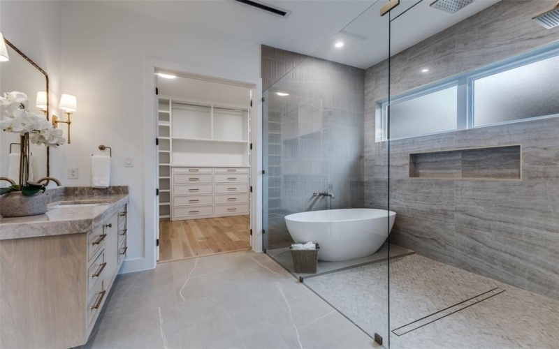 7211 Coronado Avenue, Dallas, TX 75214, 5 Bedrooms Bedrooms, ,6 BathroomsBathrooms,Residential,For Sale,7211 Coronado Avenue,0,21129805