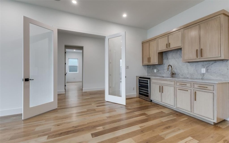 7211 Coronado Avenue, Dallas, TX 75214, 5 Bedrooms Bedrooms, ,6 BathroomsBathrooms,Residential,For Sale,7211 Coronado Avenue,0,21129805