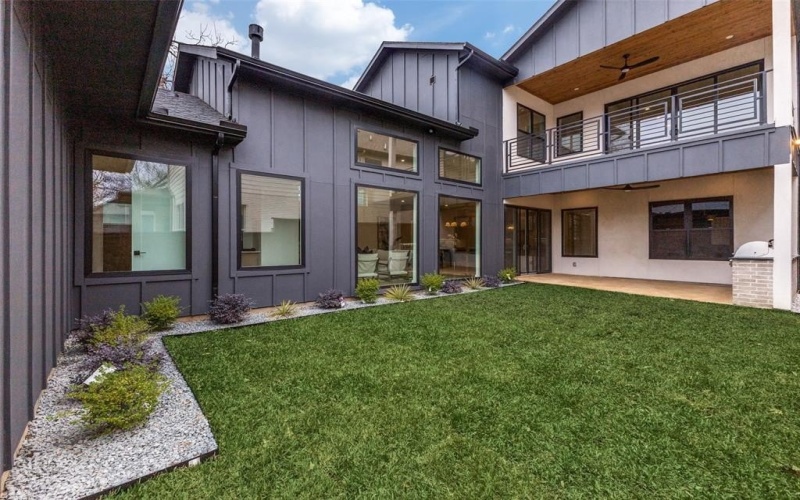 7211 Coronado Avenue, Dallas, TX 75214, 5 Bedrooms Bedrooms, ,6 BathroomsBathrooms,Residential,For Sale,7211 Coronado Avenue,0,21129805