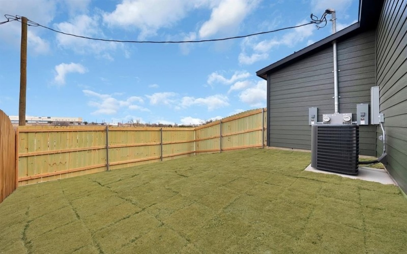 8002 Julie Avenue, Fort Worth, TX 76116, 8 Habitaciones Habitaciones , ,5 BañosBaños,Residential Multi Family,En Venta,8002 Julie Avenue,0,21162914