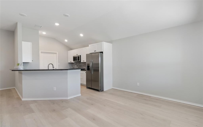 913 E 3RD Street, Coleman, TX 76834, 3 Habitaciones Habitaciones , ,2 BañosBaños,Residential,En Venta,913 E 3RD Street,0,21164506