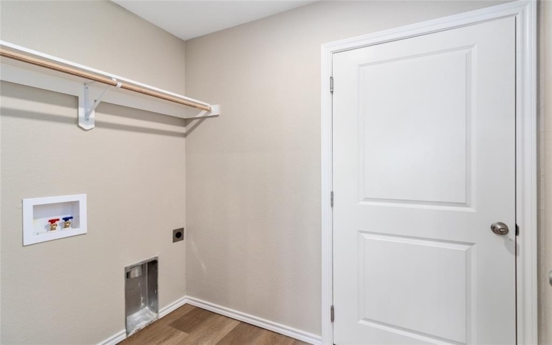 807 Bella Blvd Street, Coleman, TX 76834, 3 Habitaciones Habitaciones , ,2 BañosBaños,Residential,En Venta,807 Bella Blvd Street,0,21164522