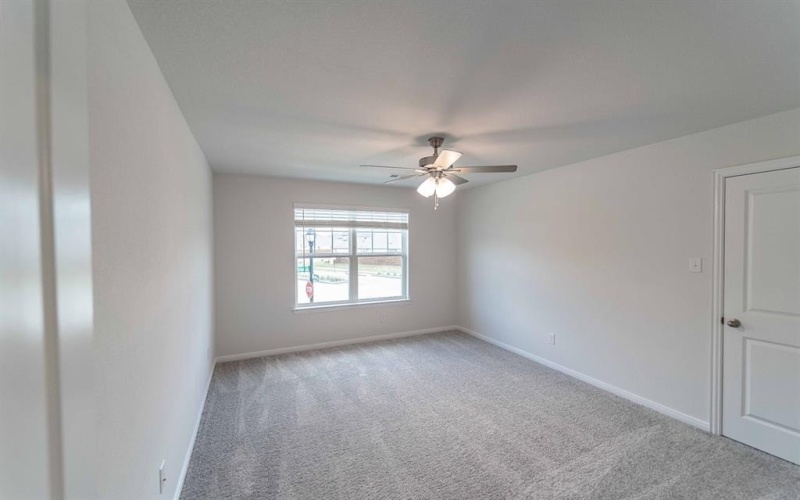 2044 Fall Creek Cove, Mesquite, TX 75181, 3 Bedrooms Bedrooms, ,2 BathroomsBathrooms,Residential,For Sale,2044 Fall Creek Cove,20466250