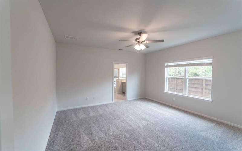 2044 Fall Creek Cove, Mesquite, TX 75181, 3 Bedrooms Bedrooms, ,2 BathroomsBathrooms,Residential,For Sale,2044 Fall Creek Cove,20466250