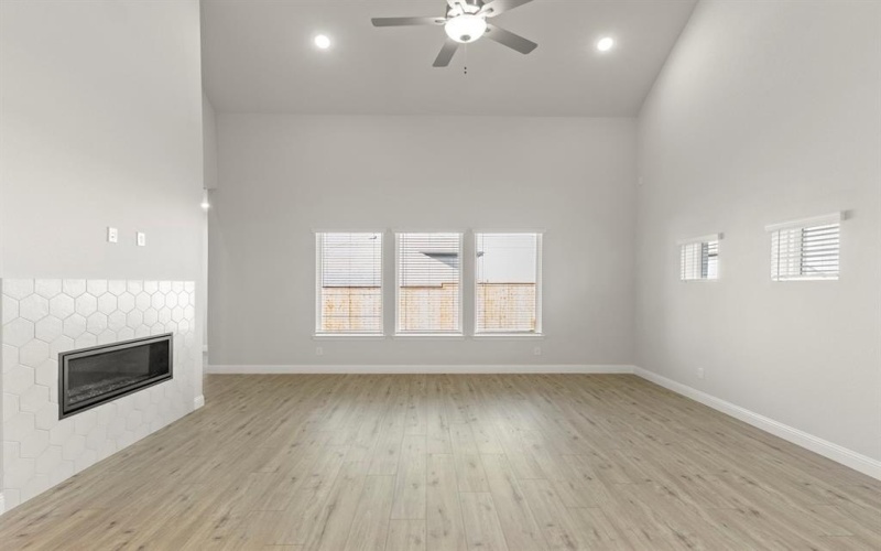 14454 McClint Street, Pilot Point, TX 75009, 4 Bedrooms Bedrooms, ,3 BathroomsBathrooms,Residential,For Sale,14454 McClint Street,0,21164668