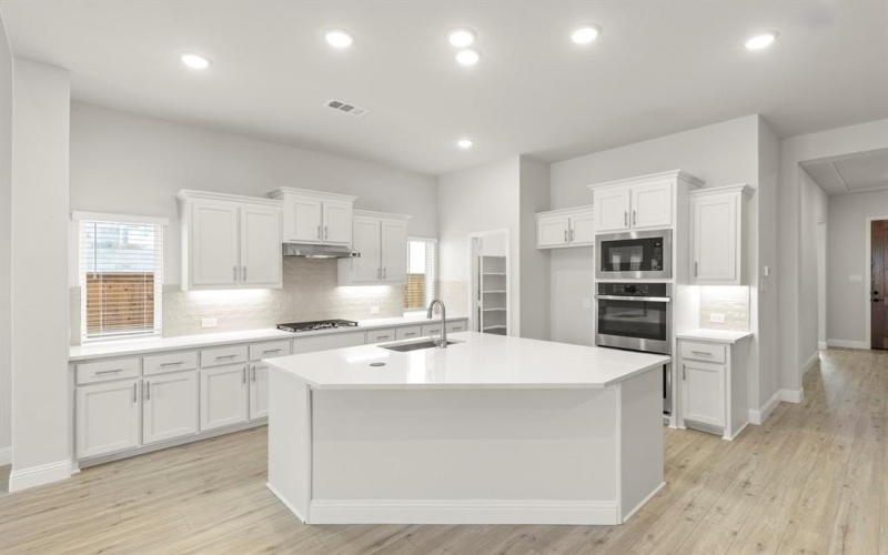 14454 McClint Street, Pilot Point, TX 75009, 4 Bedrooms Bedrooms, ,3 BathroomsBathrooms,Residential,For Sale,14454 McClint Street,0,21164668