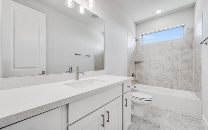 406 Chatham Drive, Little Elm, TX 75068, 4 Bedrooms Bedrooms, ,3 BathroomsBathrooms,Residential,For Sale,406 Chatham Drive,0,21164765