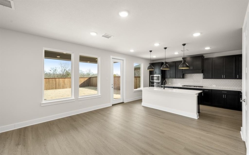 2216 Shady Elm Road, Midlothian, TX 76065, 4 Bedrooms Bedrooms, ,2 BathroomsBathrooms,Residential,For Sale,2216 Shady Elm Road,0,21164817