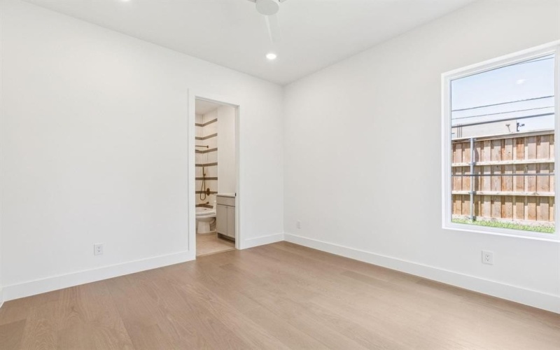 6402 Kenwood Avenue, Dallas, TX 75214, 5 Bedrooms Bedrooms, ,6 BathroomsBathrooms,Residential,For Sale,6402 Kenwood Avenue,0,21164823