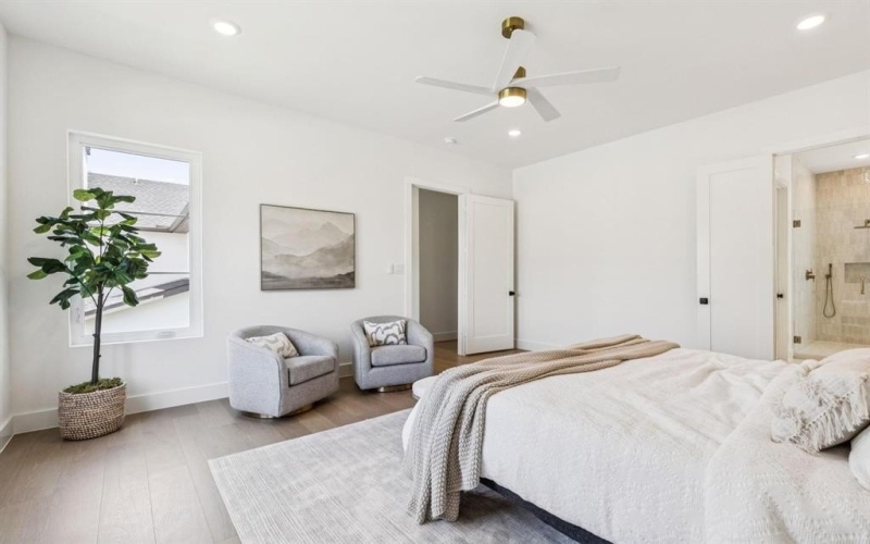 6402 Kenwood Avenue, Dallas, TX 75214, 5 Bedrooms Bedrooms, ,6 BathroomsBathrooms,Residential,For Sale,6402 Kenwood Avenue,0,21164823