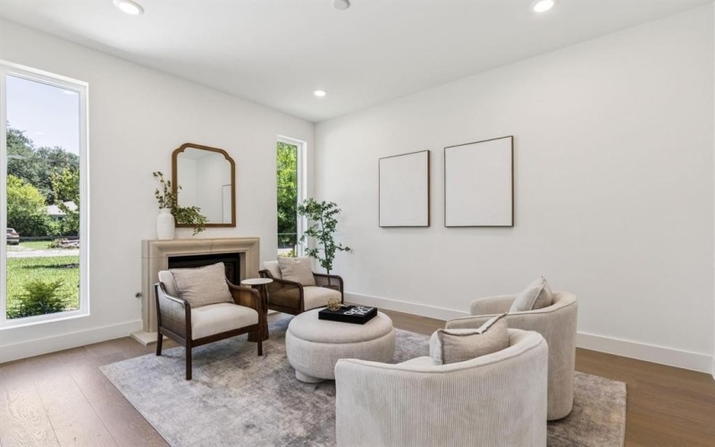 6402 Kenwood Avenue, Dallas, TX 75214, 5 Bedrooms Bedrooms, ,6 BathroomsBathrooms,Residential,For Sale,6402 Kenwood Avenue,0,21164823