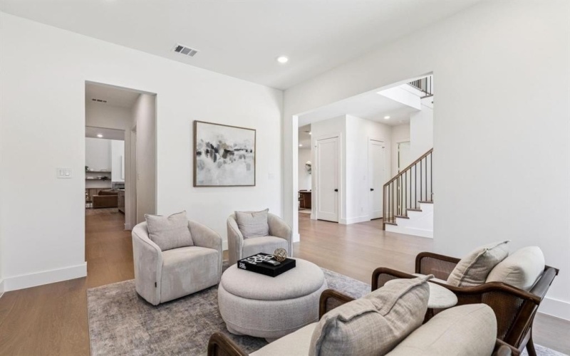 6402 Kenwood Avenue, Dallas, TX 75214, 5 Bedrooms Bedrooms, ,6 BathroomsBathrooms,Residential,For Sale,6402 Kenwood Avenue,0,21164823