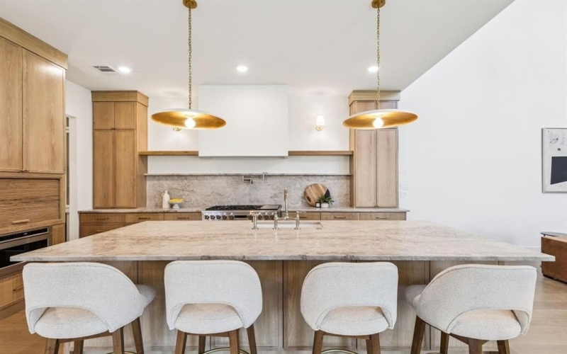 6402 Kenwood Avenue, Dallas, TX 75214, 5 Bedrooms Bedrooms, ,6 BathroomsBathrooms,Residential,For Sale,6402 Kenwood Avenue,0,21164823