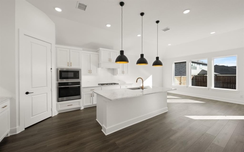 5012 Hillside Green Trail, Midlothian, TX 76065, 3 Bedrooms Bedrooms, ,2 BathroomsBathrooms,Residential,For Sale,5012 Hillside Green Trail,0,21164829