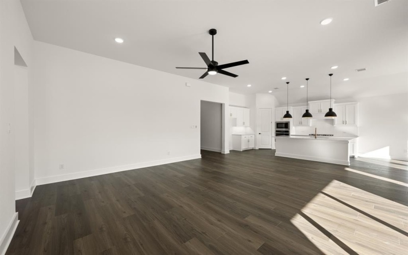 5012 Hillside Green Trail, Midlothian, TX 76065, 3 Bedrooms Bedrooms, ,2 BathroomsBathrooms,Residential,For Sale,5012 Hillside Green Trail,0,21164829