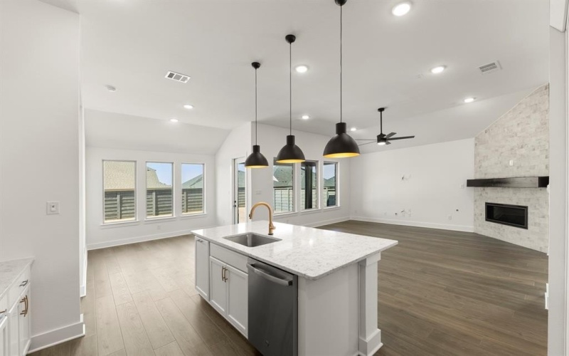 7245 Ladybug Lane, Little Elm, TX 76227, 3 Habitaciones Habitaciones , ,2 BañosBaños,Residential,En Venta,7245 Ladybug Lane,0,21164905