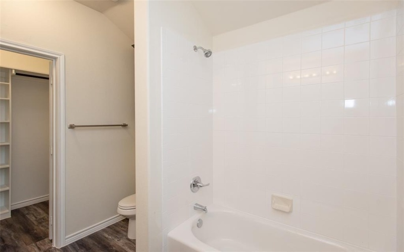 112 Westview Drive, Gun Barrel City, TX 75156, 3 Bedrooms Bedrooms, ,2 BathroomsBathrooms,Residential,For Sale,112 Westview Drive,0,21164983