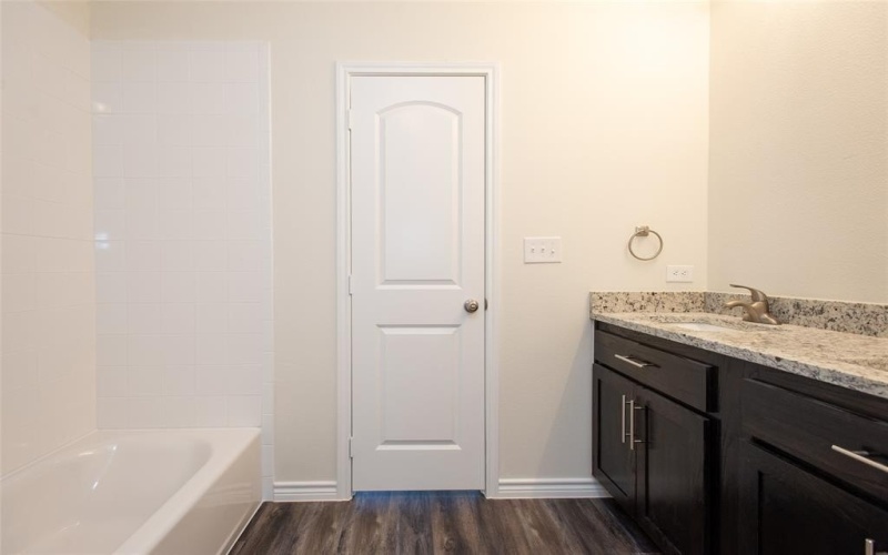 112 Westview Drive, Gun Barrel City, TX 75156, 3 Bedrooms Bedrooms, ,2 BathroomsBathrooms,Residential,For Sale,112 Westview Drive,0,21164983