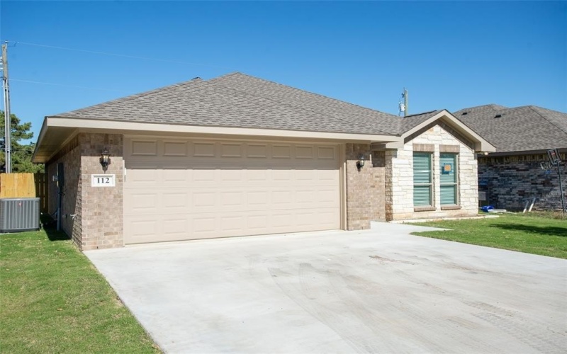 112 Westview Drive, Gun Barrel City, TX 75156, 3 Bedrooms Bedrooms, ,2 BathroomsBathrooms,Residential,For Sale,112 Westview Drive,0,21164983
