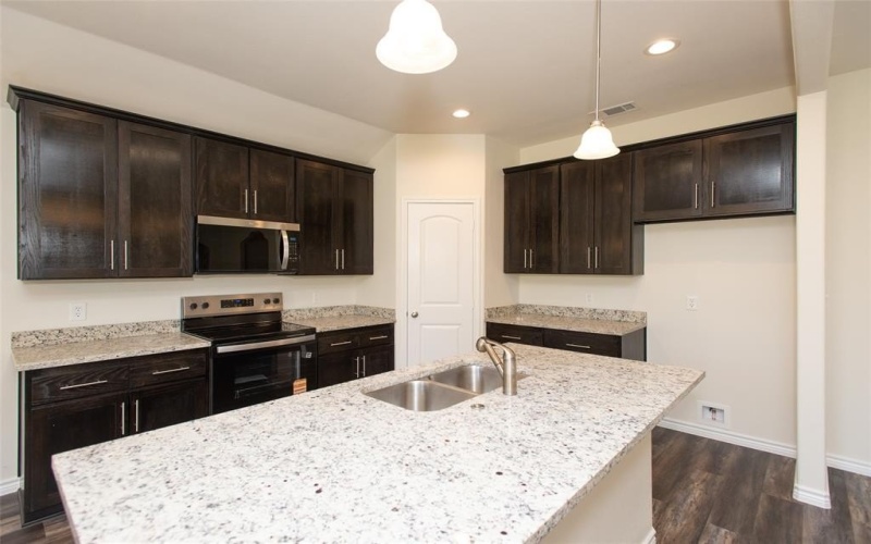 112 Westview Drive, Gun Barrel City, TX 75156, 3 Bedrooms Bedrooms, ,2 BathroomsBathrooms,Residential,For Sale,112 Westview Drive,0,21164983