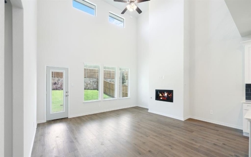 9205 Gossamer St., McKinney, TX 75071, 4 Bedrooms Bedrooms, ,3 BathroomsBathrooms,Residential,For Sale,9205 Gossamer St.,0,21165093