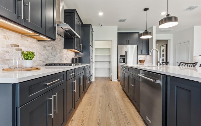 9725 Juneberry Lane, McKinney, TX 75071, 3 Bedrooms Bedrooms, ,2 BathroomsBathrooms,Residential,For Sale,9725 Juneberry Lane,0,21165280