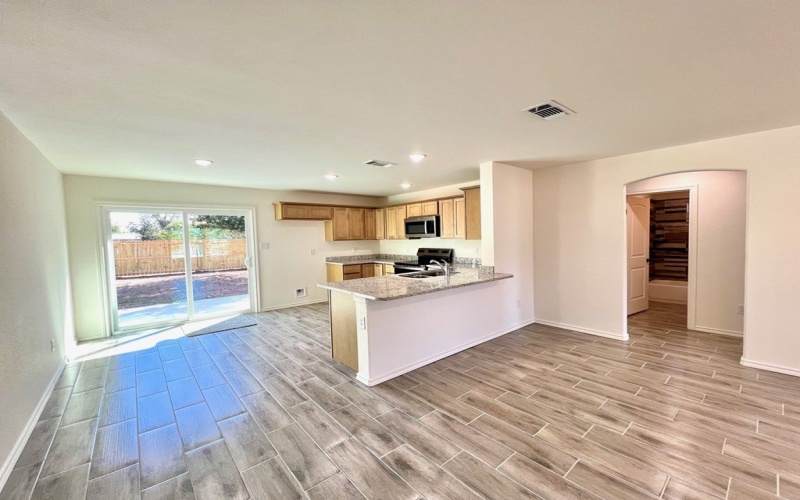 309 E 25th St, San Angelo, TX 76903, 3 Bedrooms Bedrooms, ,2 BathroomsBathrooms,Residential,For Sale,309 E 25th St,0,130465