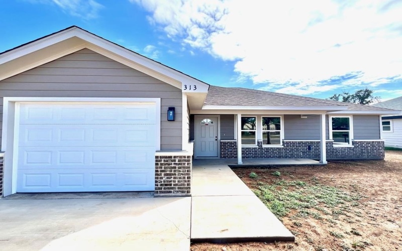 313 E 25th St, San Angelo, TX 76903, 3 Habitaciones Habitaciones , ,2 BañosBaños,Residential,En Venta,313 E 25th St,0,130466