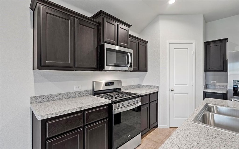 8121 BELTMILL Parkway, Fort Worth, TX 76131, 3 Bedrooms Bedrooms, ,2 BathroomsBathrooms,Residential,For Sale,8121 BELTMILL Parkway,20478389