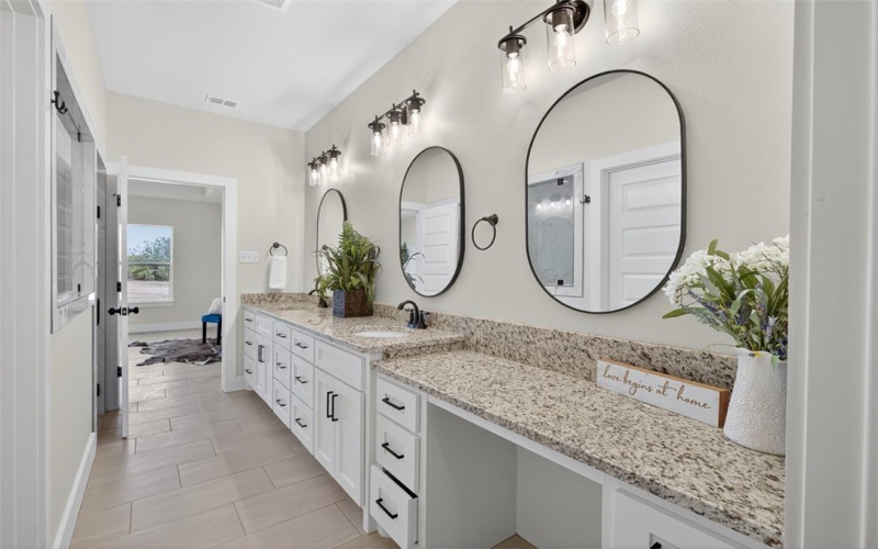 6081 US Highway 359, Alice, TX 78332, 4 Habitaciones Habitaciones , ,2 BañosBaños,Residential,En Venta,6081 US Highway 359,0,470727