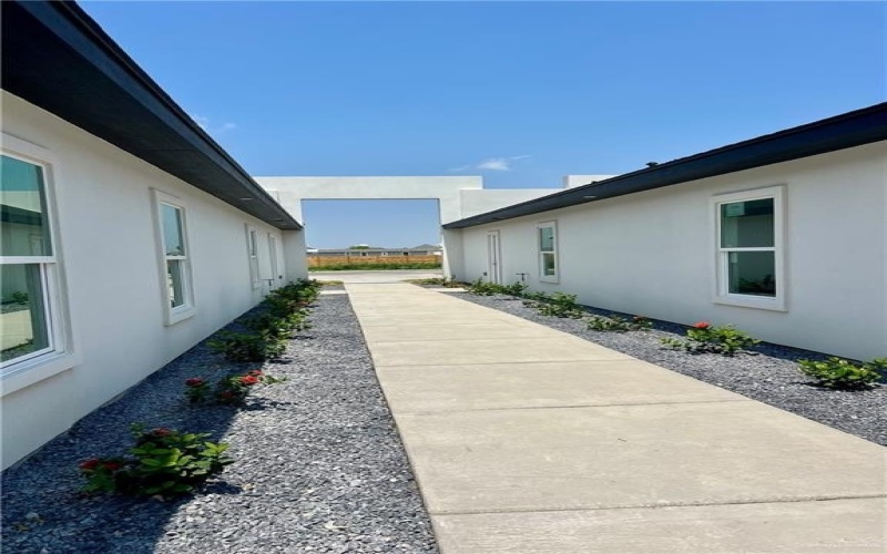 1817 Monaco Drive unit: 1 #1, San Juan, TX 78589, 2 Habitaciones Habitaciones , ,2 BañosBaños,Residential,En Venta,1817 Monaco Drive unit: 1,0,471853