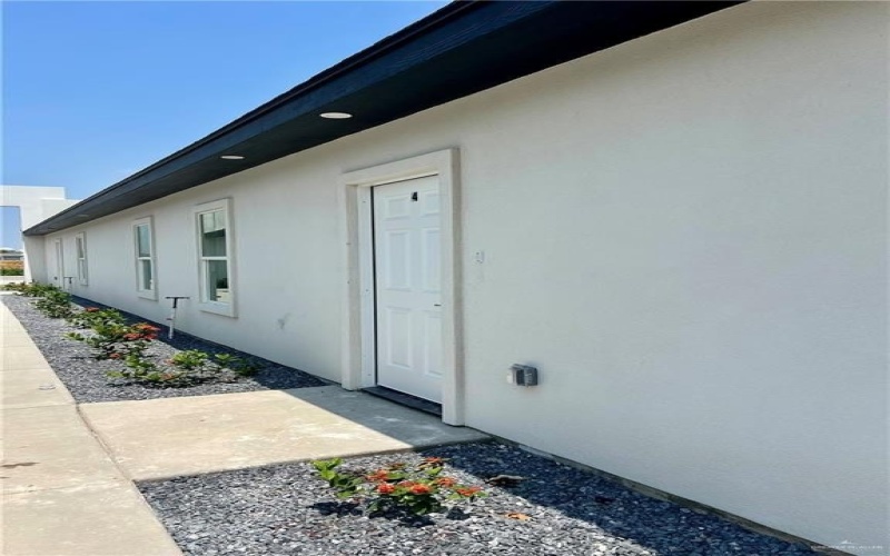 1817 Monaco Drive unit: 2 #2, San Juan, TX 78589, 2 Habitaciones Habitaciones , ,2 BañosBaños,Residential,En Venta,1817 Monaco Drive unit: 2,0,471861