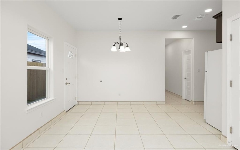 2226 N Valley Circle unit: B #B, La Feria, TX 78559, 3 Bedrooms Bedrooms, ,2 BathroomsBathrooms,Residential,For Sale,2226 N Valley Circle unit: B,0,472853