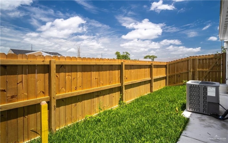 2104 E Viviana Street unit: 3 #3, Edinburg, TX 78542, 3 Habitaciones Habitaciones , ,2 BañosBaños,Residential,En Venta,2104 E Viviana Street unit: 3,0,478598