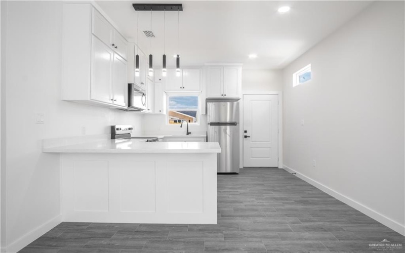 2104 E Viviana Street unit: 4 #4, Edinburg, TX 78542, 3 Habitaciones Habitaciones , ,2 BañosBaños,Residential,En Venta,2104 E Viviana Street unit: 4,0,478602