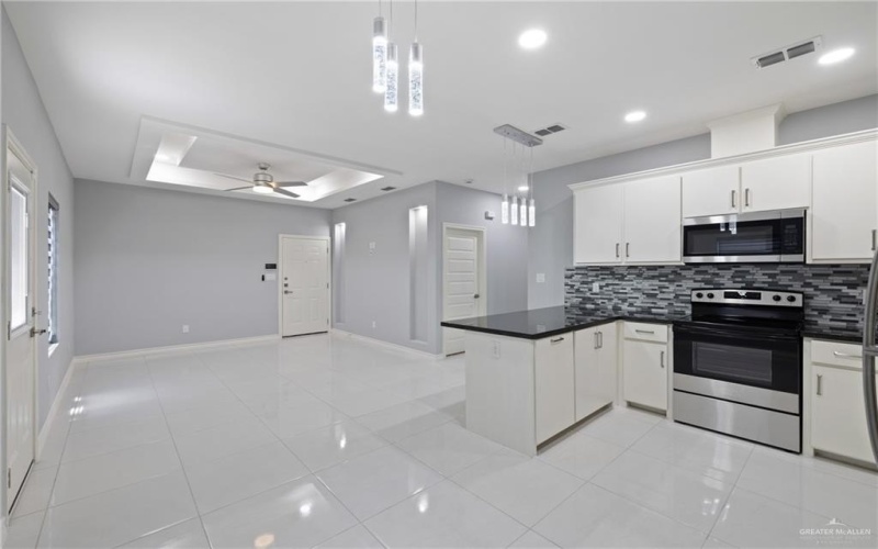 2417 Indian Creek Avenue unit: 2 #2, McAllen, TX 78504, 3 Habitaciones Habitaciones , ,2 BañosBaños,Residential,En Venta,2417 Indian Creek Avenue unit: 2,0,479615