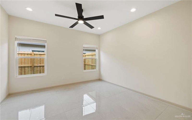 1906 W Violet Drive unit: 4 #4, Pharr, TX 78577, 2 Bedrooms Bedrooms, ,2 BathroomsBathrooms,Residential,For Sale,1906 W Violet Drive unit: 4,0,480843