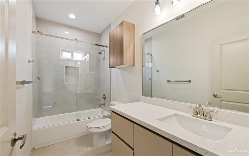 1901 W Violet Drive unit: 4 #4, Pharr, TX 78577, 2 Bedrooms Bedrooms, ,2 BathroomsBathrooms,Residential,For Sale,1901 W Violet Drive unit: 4,0,480847