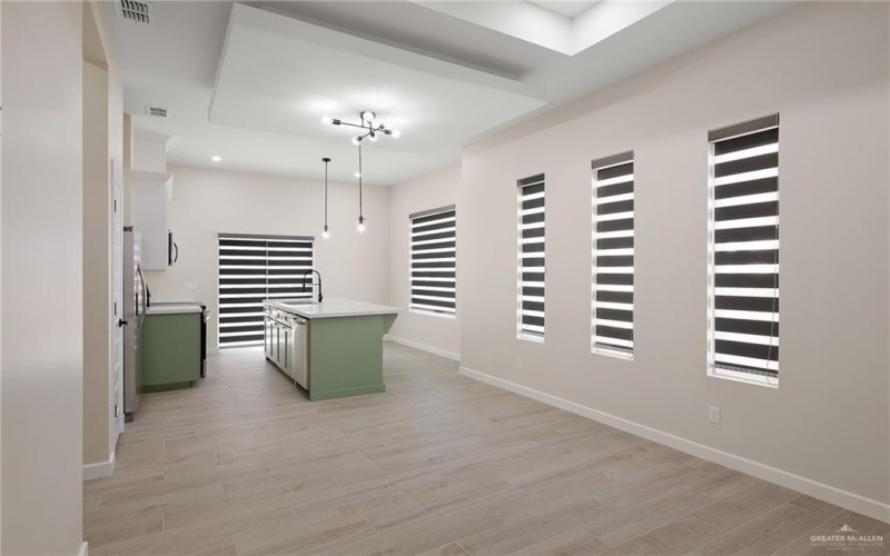 5705 Notre Dame Avenue unit: 2 #2, McAllen, TX 78504, 3 Bedrooms Bedrooms, ,2 BathroomsBathrooms,Residential,For Sale,5705 Notre Dame Avenue unit: 2,0,482531