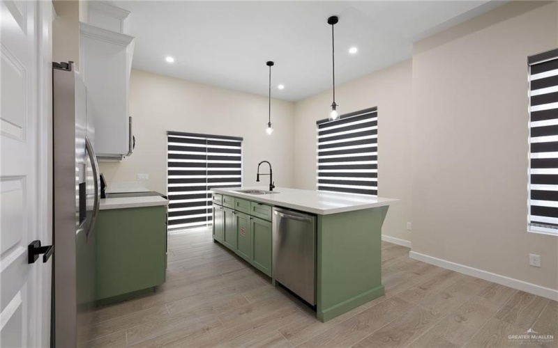 5705 Notre Dame Avenue unit: 2 #2, McAllen, TX 78504, 3 Bedrooms Bedrooms, ,2 BathroomsBathrooms,Residential,For Sale,5705 Notre Dame Avenue unit: 2,0,482531