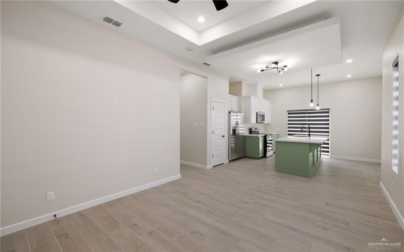 5705 Notre Dame Avenue unit: 3 #3, McAllen, TX 78504, 2 Habitaciones Habitaciones , ,2 BañosBaños,Residential,En Venta,5705 Notre Dame Avenue unit: 3,0,482532