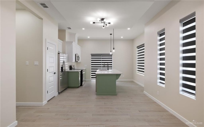 5705 Notre Dame Avenue unit: 3 #3, McAllen, TX 78504, 2 Habitaciones Habitaciones , ,2 BañosBaños,Residential,En Venta,5705 Notre Dame Avenue unit: 3,0,482532