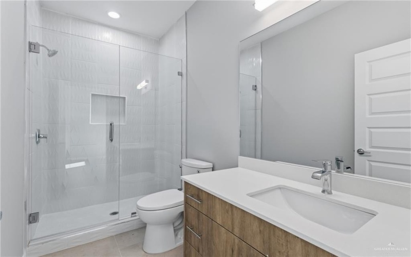 2612 Mockingbird Road unit: 2 #2, Weslaco, TX 78596, 2 Habitaciones Habitaciones , ,2 BañosBaños,Residential,En Venta,2612 Mockingbird Road unit: 2,0,484454