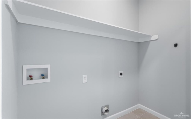 2612 Mockingbird Road unit: 2 #2, Weslaco, TX 78596, 2 Habitaciones Habitaciones , ,2 BañosBaños,Residential,En Venta,2612 Mockingbird Road unit: 2,0,484454