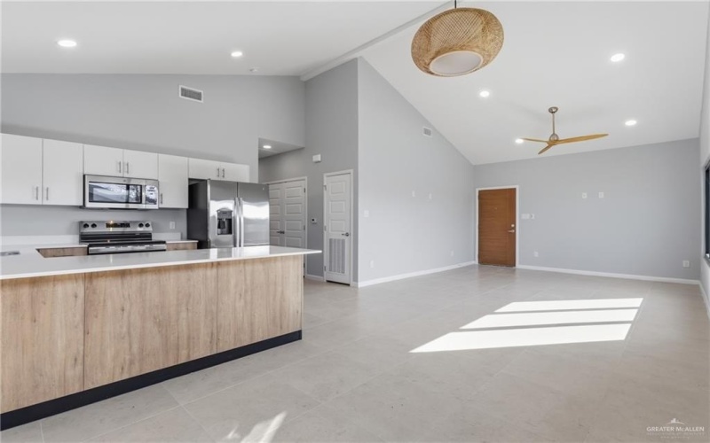 2612 Mockingbird Road unit: 2 #2, Weslaco, TX 78596, 2 Habitaciones Habitaciones , ,2 BañosBaños,Residential,En Venta,2612 Mockingbird Road unit: 2,0,484454